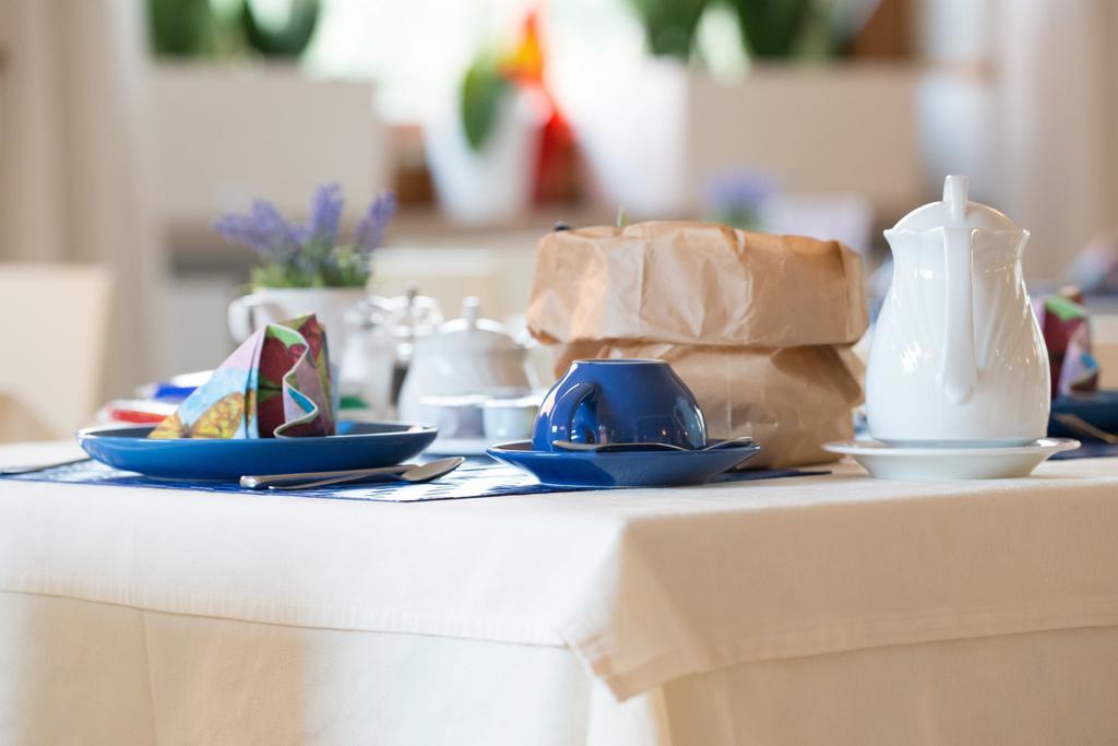 Hotel Erika Malcesine Kültér fotó