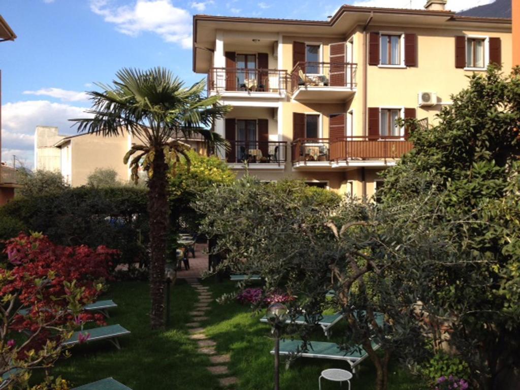 Hotel Erika Malcesine Kültér fotó