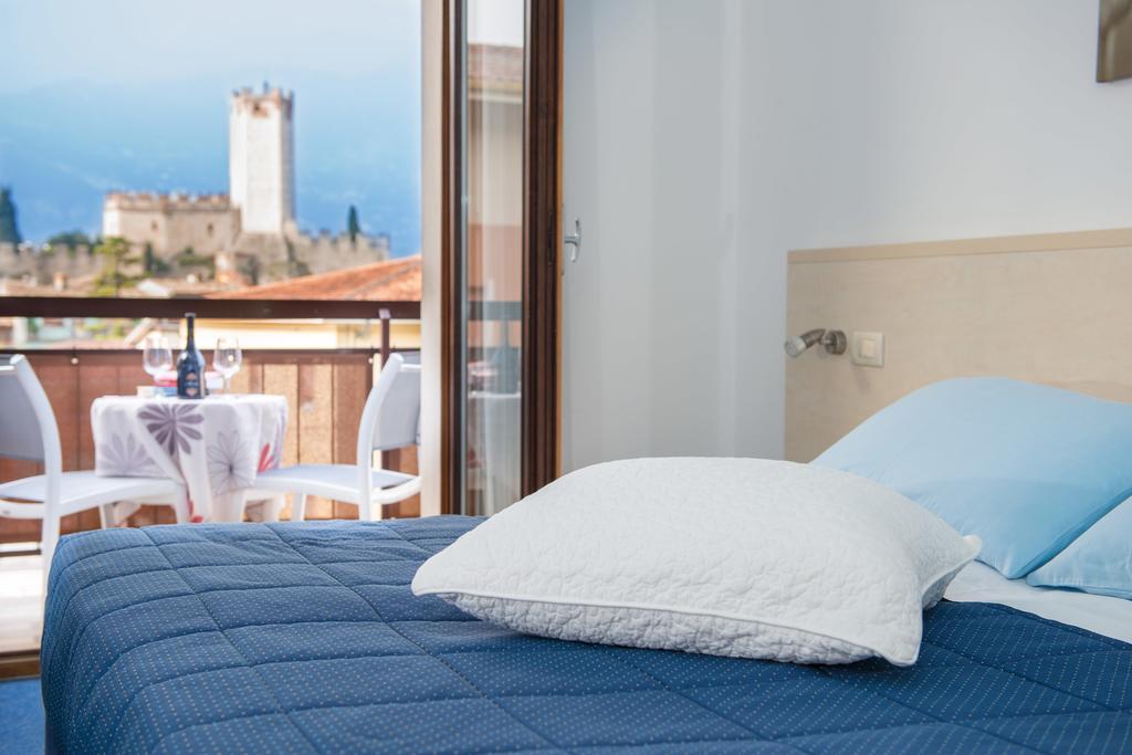 Hotel Erika Malcesine Szoba fotó