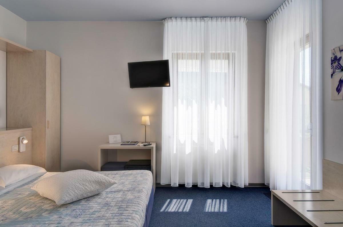 Hotel Erika Malcesine Kültér fotó
