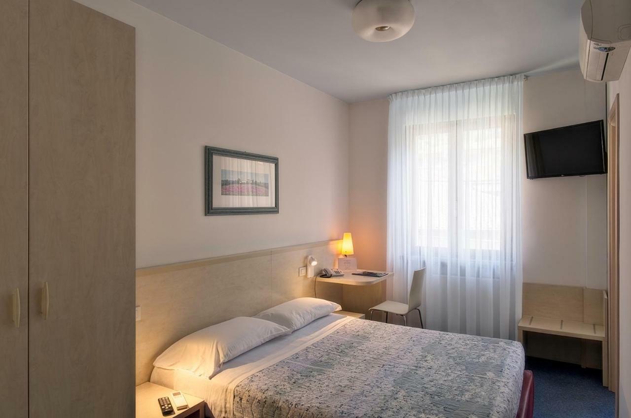 Hotel Erika Malcesine Kültér fotó